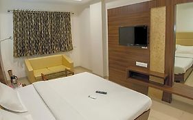 Hotel Kalpana Palace